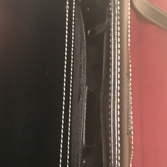 FABULOUS KATE SPADE VERY GENTLY PREOWNED HANDBAG - Picture 6 of 8